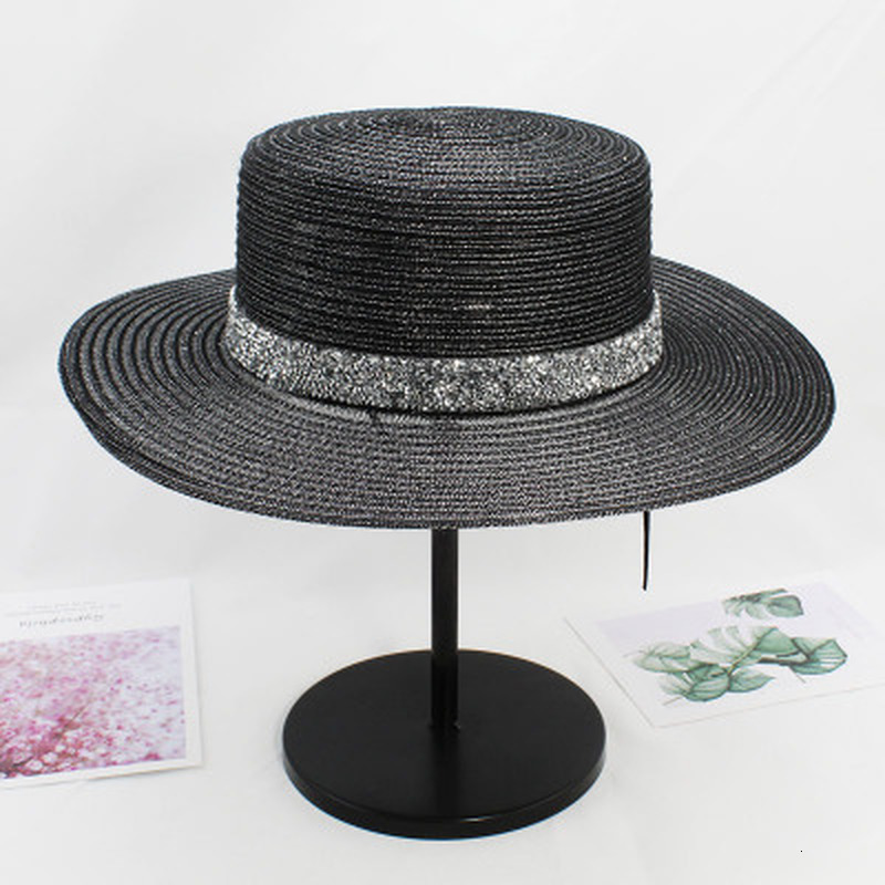 

2021 New Women Summer Spring Solid Flat Top Big Brim Straw Hats with Band Belted Bling Elegant Fascinator Beach Travel Party Sun Hat Pbjb, White