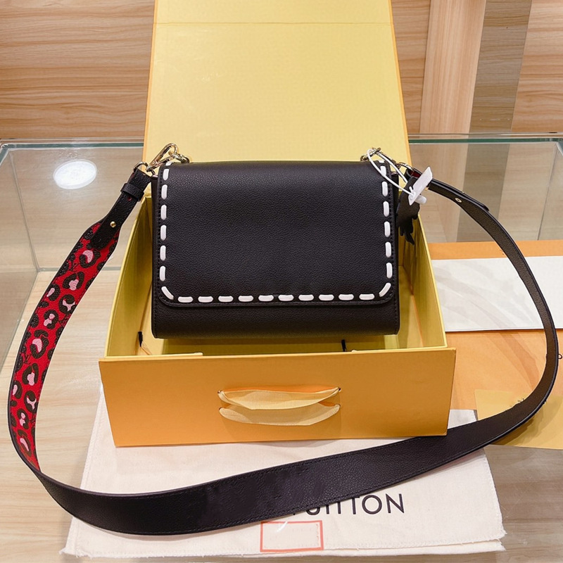 

Twist MM and Twist' One Handle 2021 Fashion Bag Novel Classic Handbag Shoulder Bags Luxury Big Brand Spring Summer Trend Women Purse Lady Fanny Pack Designer T5, Extra fee for adding(not sale)