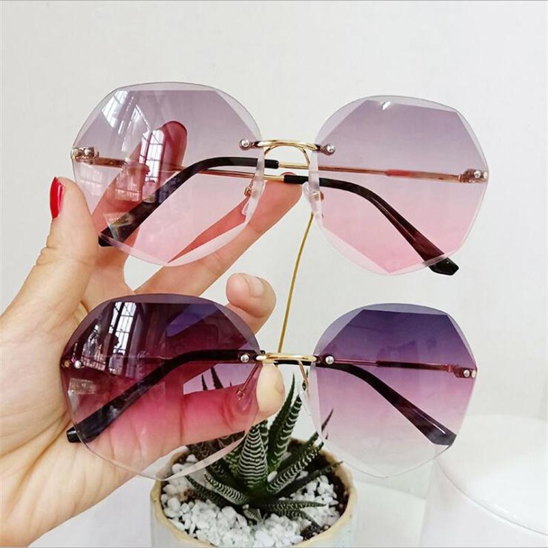 

2021 Fashion Tea Gradient Sunglasses Women Ocean Water Cut Trimmed Lens Metal Curved Temples Sun Glasses Female