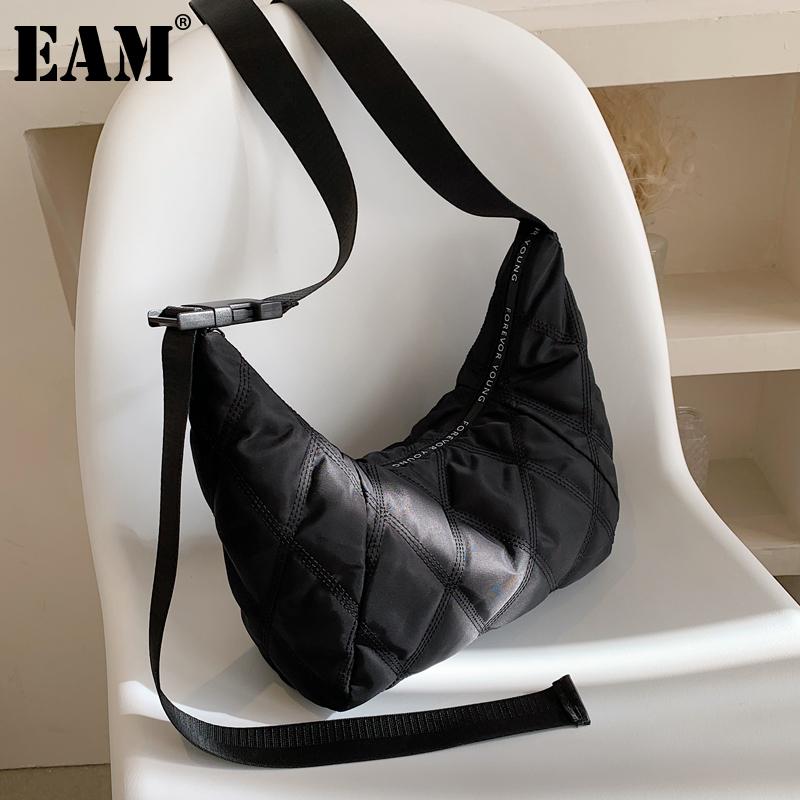 

[EAM] Women New Black Argyle Oxford Large Capacity Personality All-match Crossbody Shoulder Bag Fashion Tide 2021 18A1560, One black