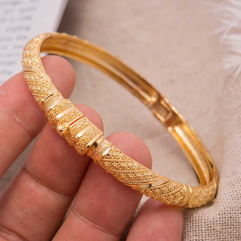 

1pcs/lot 24k Dubai Crown Cuff Gold Color Bangle Bracelet Fashion Can Open Women Man Jewelry Copper Big Ring Bangle Jewelry Gift Q0719