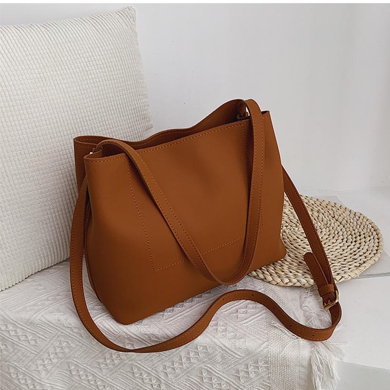 

Ansloth Solid Color Casual Shoulder Bags Women Leather Women Bag Luxury Designer New Vintage Large Crossbody Bags Ladies Fashion, Black