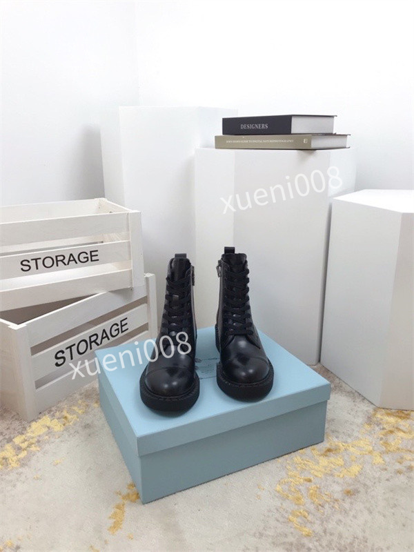 

2022 New Designer Leather and nylon fabric booties 35-40 Women Ankle Boots Leather Biker Boots Australia Winter zh211032, 01