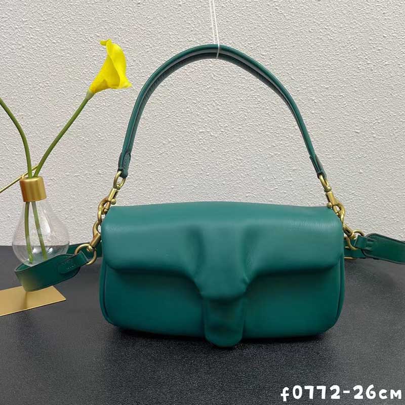 

New Classic Retro Tabby 26cm Medium Cloud Bag Underarm Bag Pillow Bags Sheepskin Leather Handbag One Shoulder Cross Body Women's, Plum