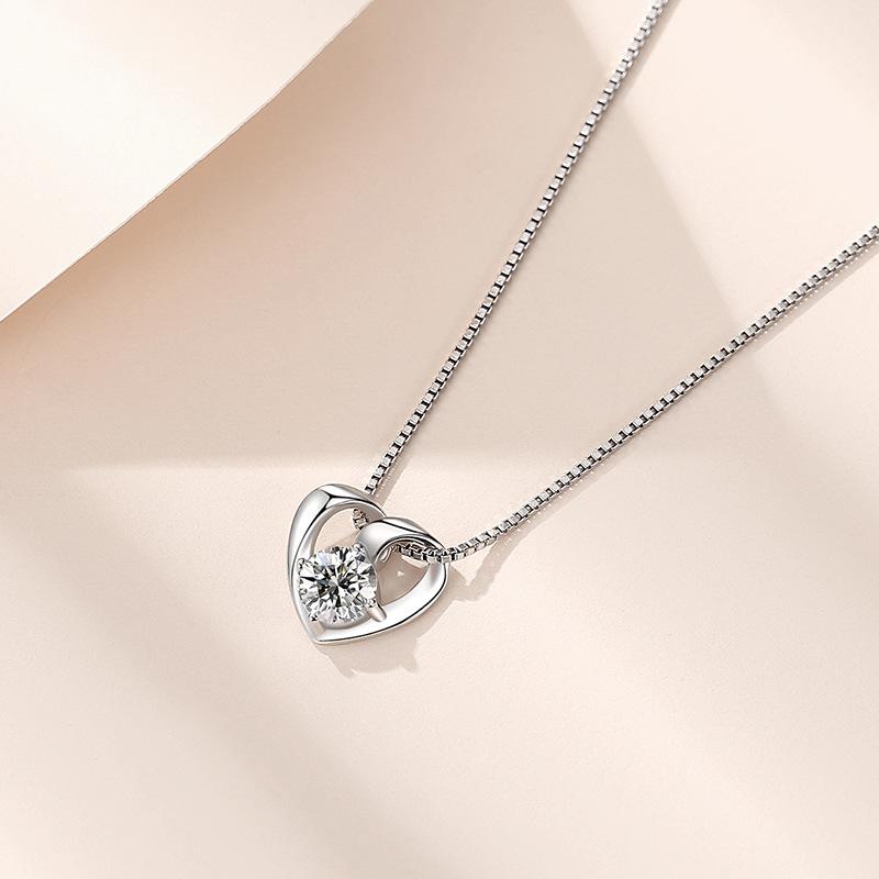 

Pendant Necklaces Perfso Lovely Sterling Silver S925 Necklace For Women Heart-Shaped Diamond Clavicle Chain Creative Peach Heart