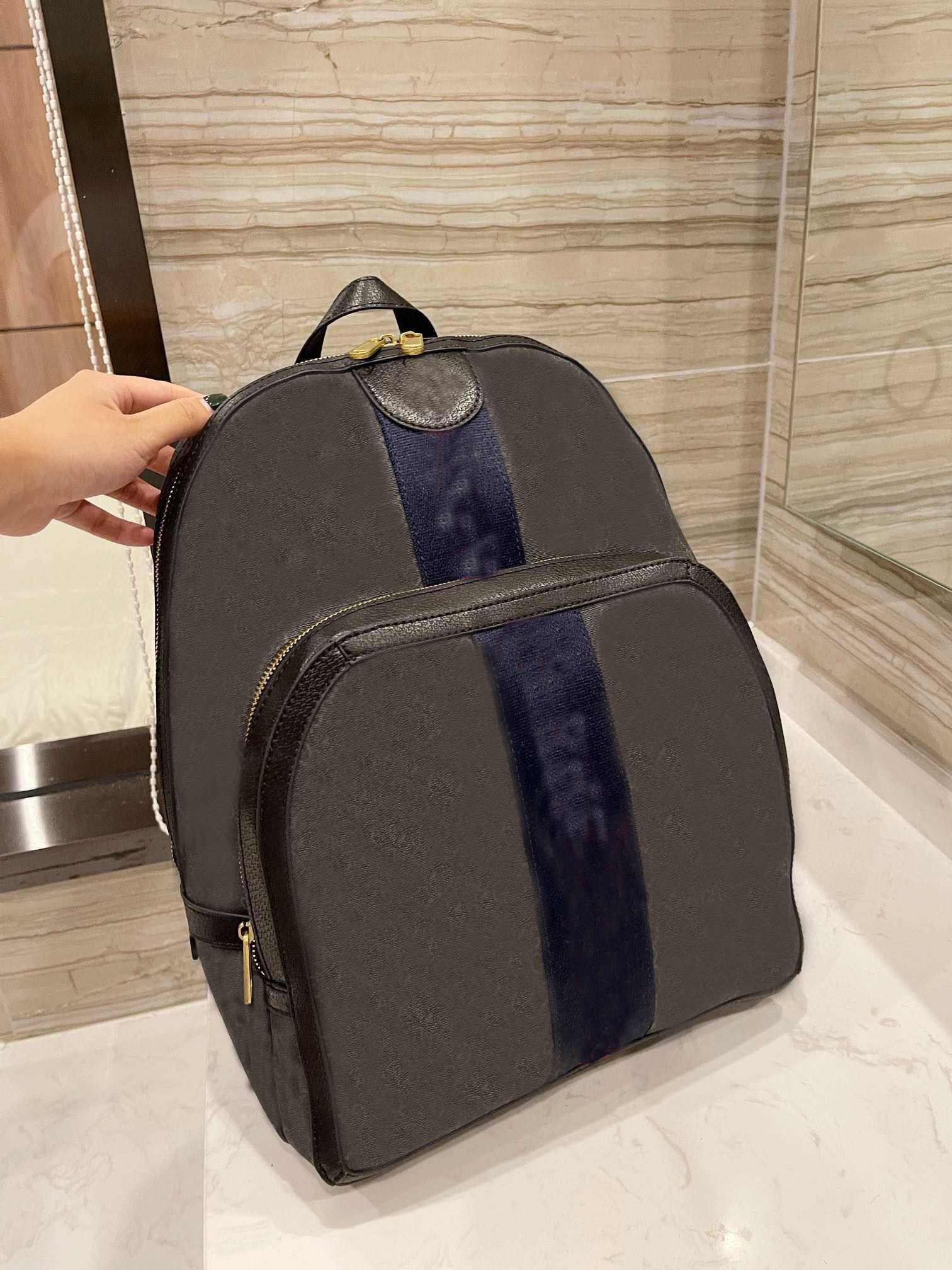 

Designer Bags Backpack designers handbags classics crossbody Presbyopia Casual bag luxurys fashion trendy hangdbags, Not sold separately