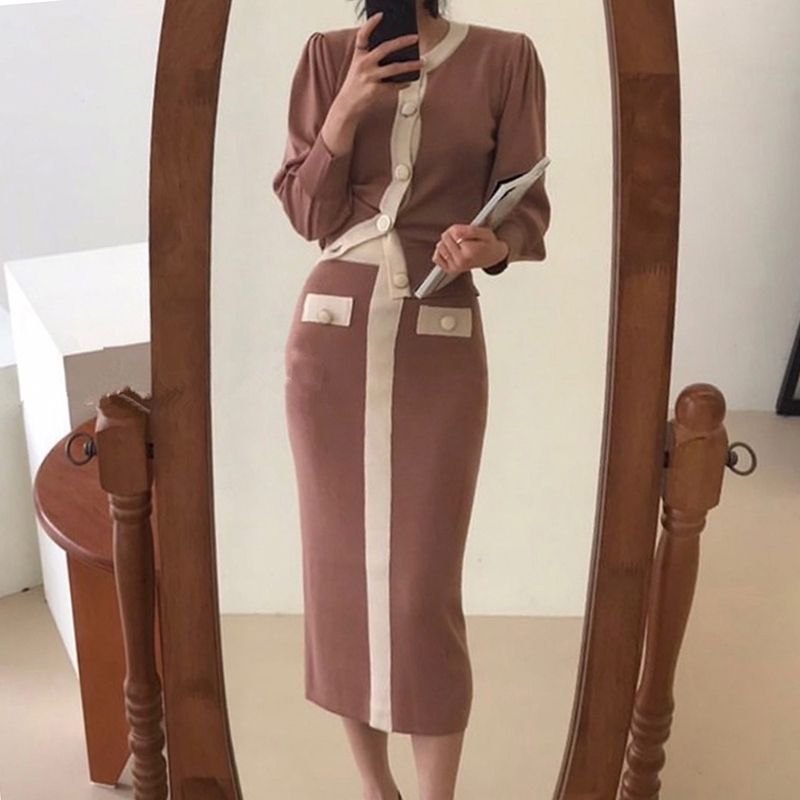 

Korea Chic Elegant O-neck Single-breasted Contrast Knit Sweater + High waist Bodycon Mid-length Skirt 2 Piece Set Female 210525, Black