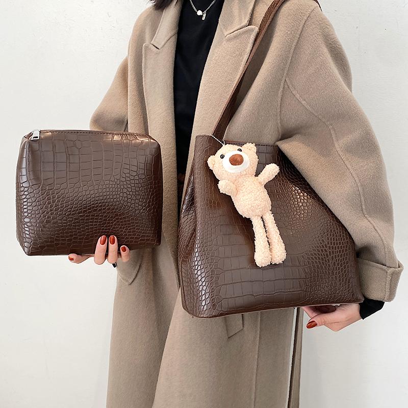 

YANIGELAN Fashion Pu Leather Composite Bag For Ladies Solid Color Large Capacity Bucket Pack Simple Women's Handbag Bolso Casual, Beige