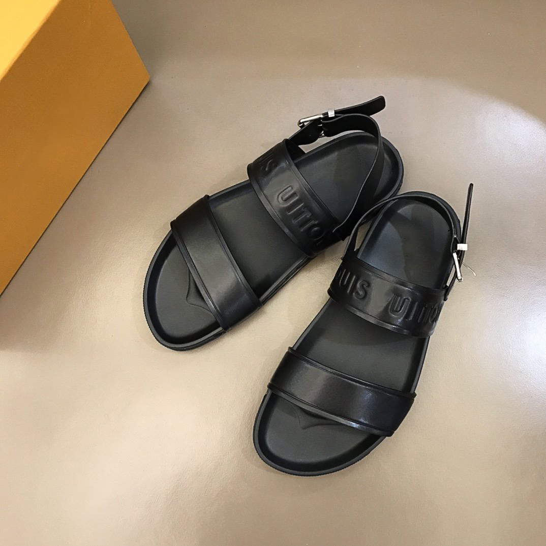 

2021 Men Beach slippers Summer fashion trend flip flops 100% leather male Slippers Metal Female shoes Flat men slippers Large size 38-45, As picture 3