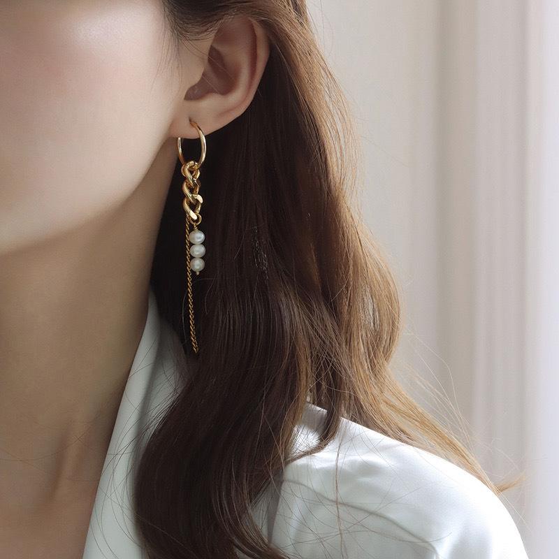 

Hoop & Huggie WTLTC Hight Hesign Asymmetrical Chains Link Earrings Natural Freshwater Pearls Tassel Chunky Long Drop Hoops Ear