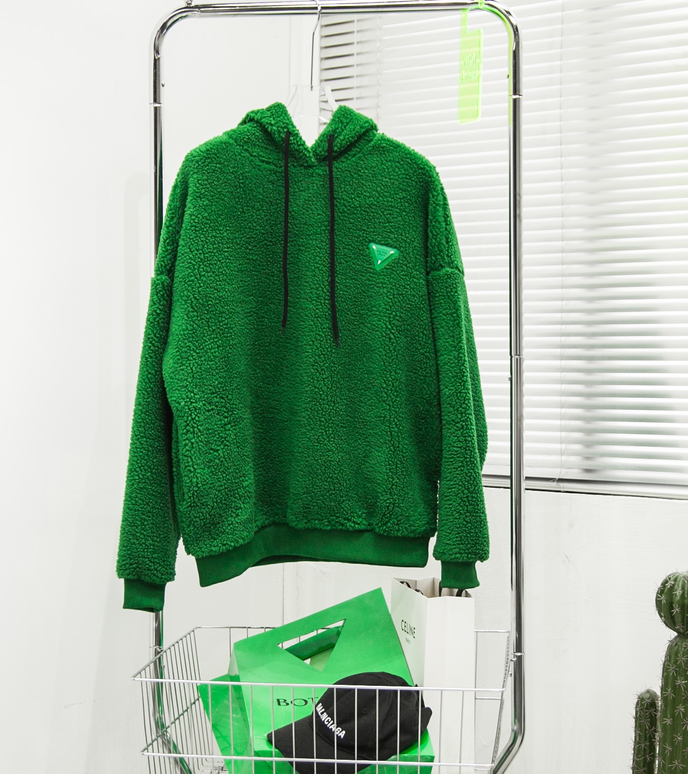 

Early spring 2022 new color block letter logo Short Sleeve Tee double strand fine cotton fabric black and white esw2