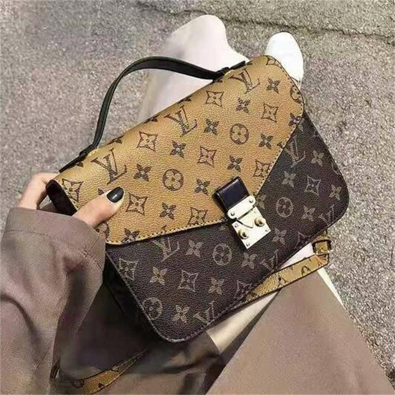 

LVLOUISVITTON VUTTONLuxurys Designers bag Wallets Women Handbag Oxidizing Leather POCHETTE Metis Elegant Shoulder CrossbodyBags louisbags_18
