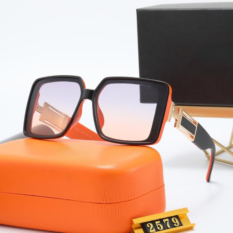 

Sunglasses Square Women Fashion Large Frame Sun Glasses For Men Retro Zonnebril Dames Metal Logo