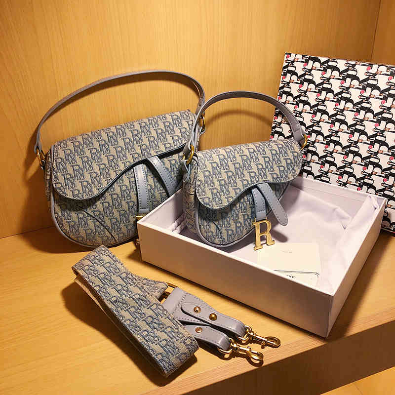 Designer spring summer letter printing women's personalized fashion saddle bag with interlayer Canvas Messenger Bag Handbags Outlet-image-729798281