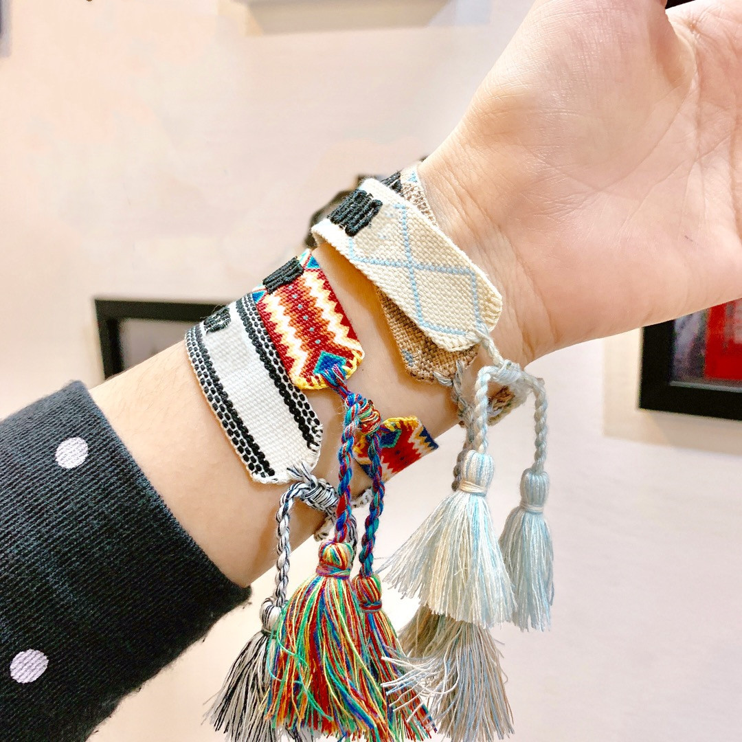 

Charm Letter Bracelet Braided Telescopic Bracelet High Quality Textile Hand Strap for Couple Popular Bracelet Supply, Black