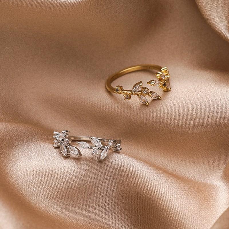 

Cluster Rings 2021 Korean Shiny Crystal Party Fashion Opening Contracted Leaves Modelling Senior Women Adjustable Fresh