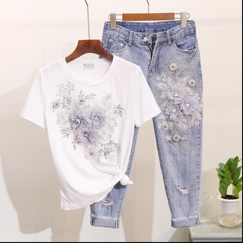 

Women Sequined Beaded 3D Flower Cotton T shirt Calf length Jeans Clothing Sets Summer Mid Calf Jean Suits, Gray