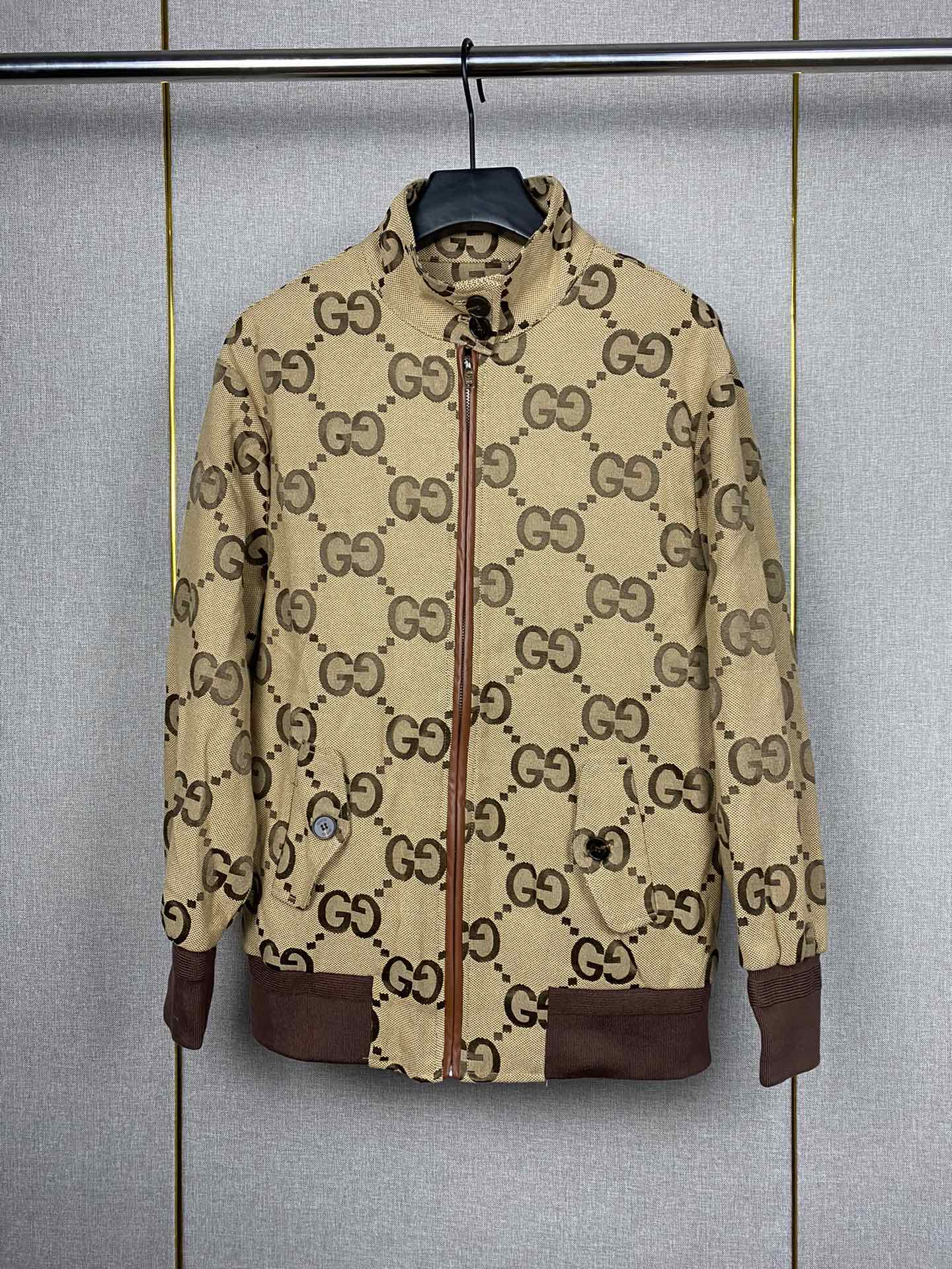 

22ss Gucci Mens Designers Jackets Jacquard weave GG short sleeve Man Crew Neck paris Fashion Streetwear Black white xinxinbuy XS-L, Shorts