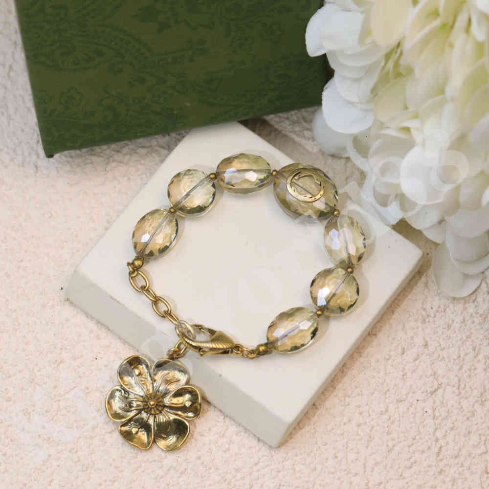 

Vintage Charm Bracelets Ladies Solid Color Lucky Leaf Bracelet Suitable For Pandora Style Designer Crystal Tetrafolium Jewelry Women Party Gift Top Quality