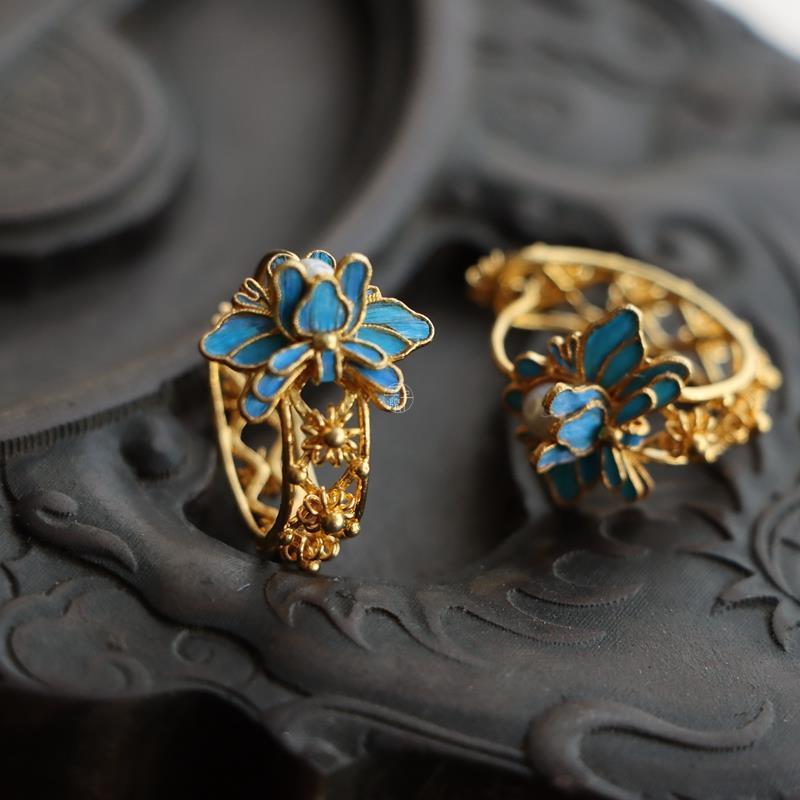 

Dangle & Chandelier Original Cloisonne Lotus Retro Filigree Winding Earrings Designer Unique Ancient Gold Craft Charm Ladies Silver Jewelry