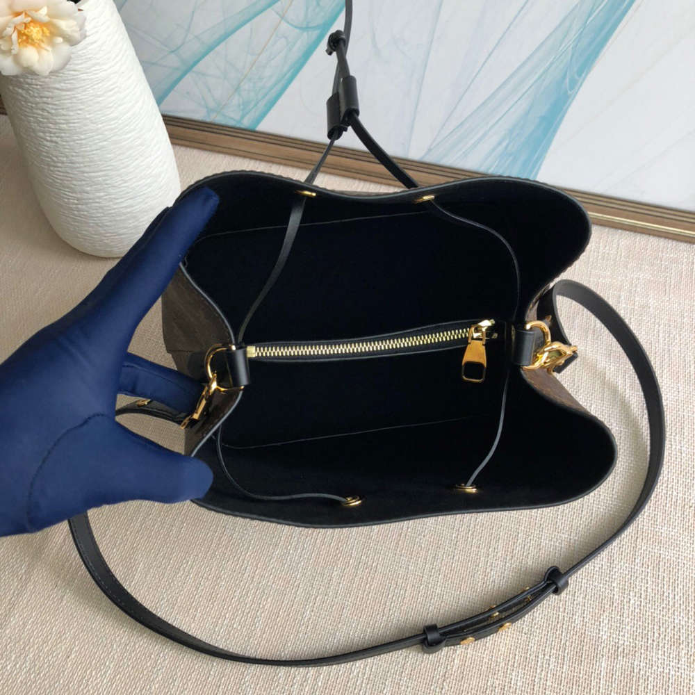 

7A+Luxury Darwstring for women shoulder bag classic tote handbags bucket Genuine Leather everfull famous high quality graceful crossbody shoppi, Red