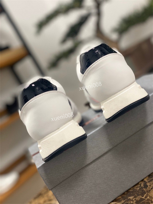 

2022 Men Designer Shoes Brown Trainers Flowers Shoe Newest Popular Luxury Designers Genuine Leather Chaussures Casual Sneakers Wholesale xg210704, Choose the color