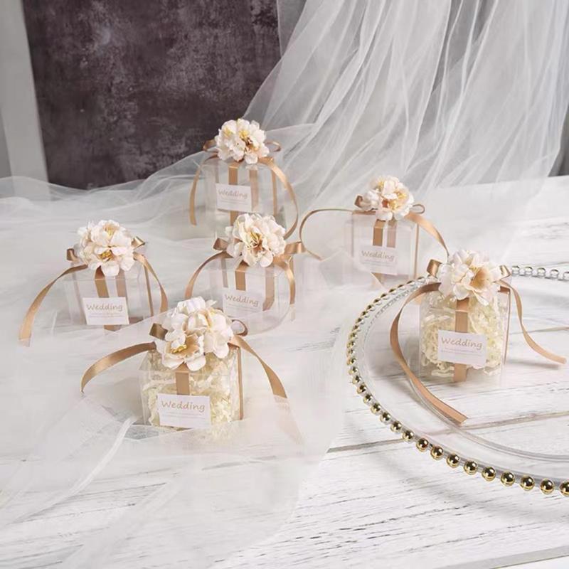 

Gift Wrap 1 Set Candy Box Eye-catching Case Artificial Flower Storage