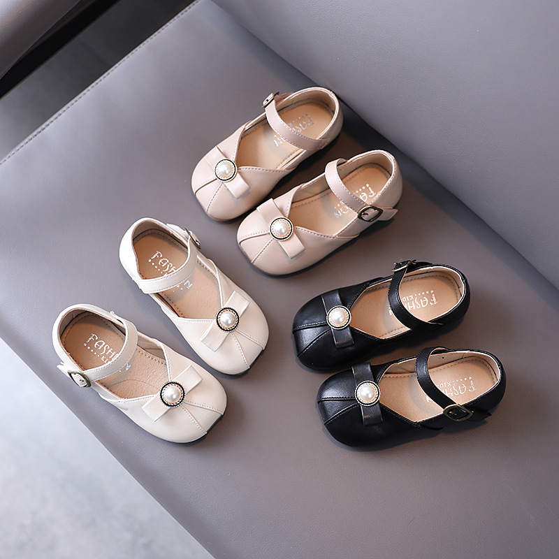 

1-3 years old female baby princess shoes 2021 spring new children's shoes Korean version of the pearl bow children single shoes, Black;red