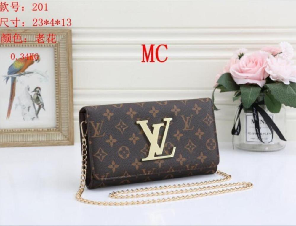 

NEW Fashion LV LOUIS VITTON MessengerCosmetic bag Women handbags twist handbag messenger shoulder pockets Totes Cosmetic Bag