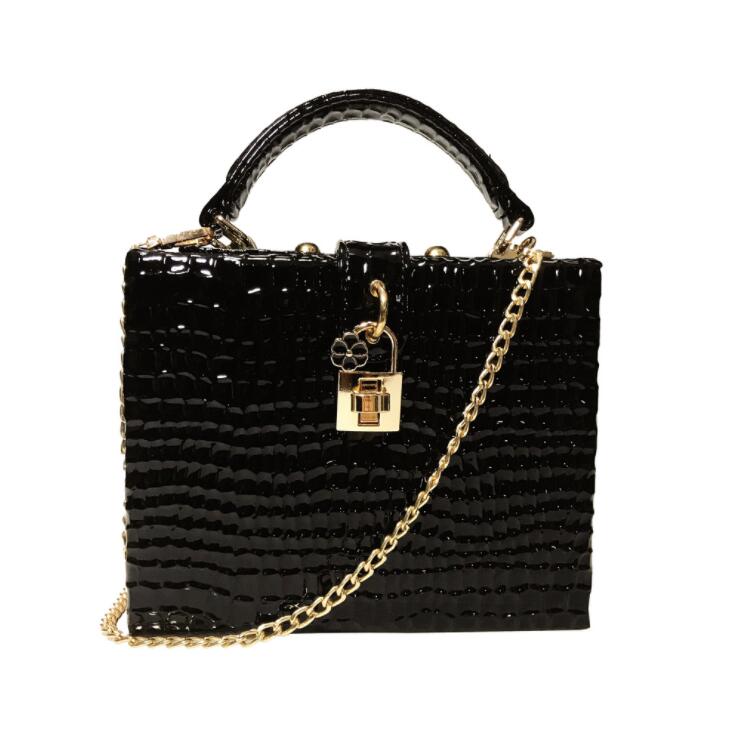 

wholesale women leather shoulder bag Vintage high quality Alligator handbag elegant embossed leathers banquet dress handbags personality Serpentine chain bags
