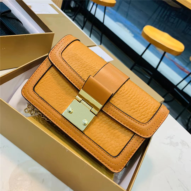 

Designer Chain Crossbody Bag for Women Cover Flap Bags Ladies Fashion Cross Body Purse Female Bolsa Accessories, Black