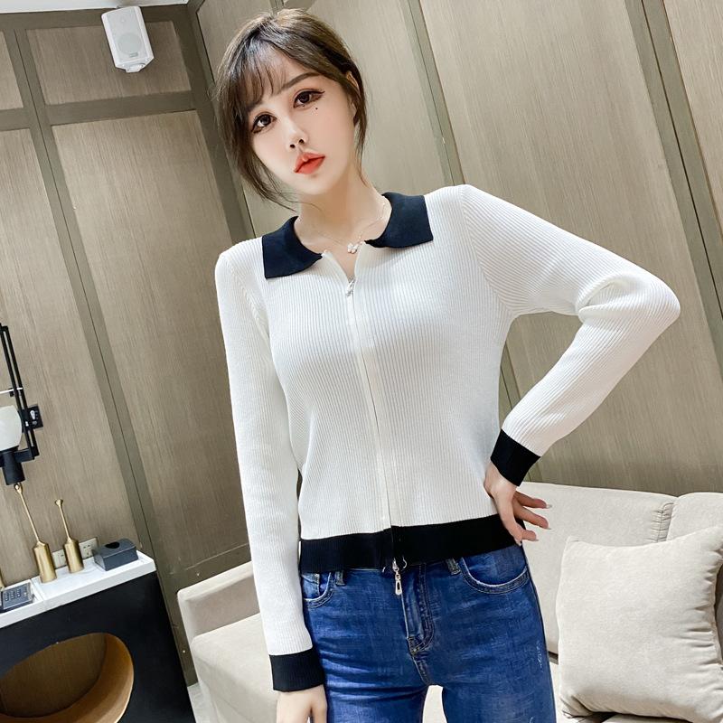 

Simple basic round neck long sleeve T-shirt for women Korean version design feeling irregular fold wear loose bottom shirt 5339, White