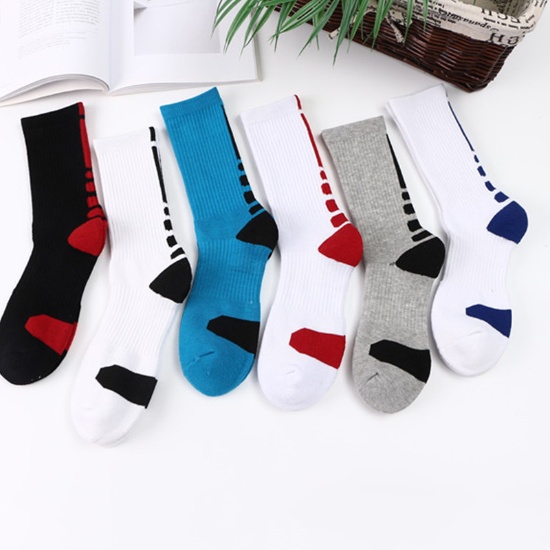 

2021 Fashion Mens High Tube Knitted Sports Socks Running Socks Football Mens Sports Socks 10 Colors Factory Direct Free, Black
