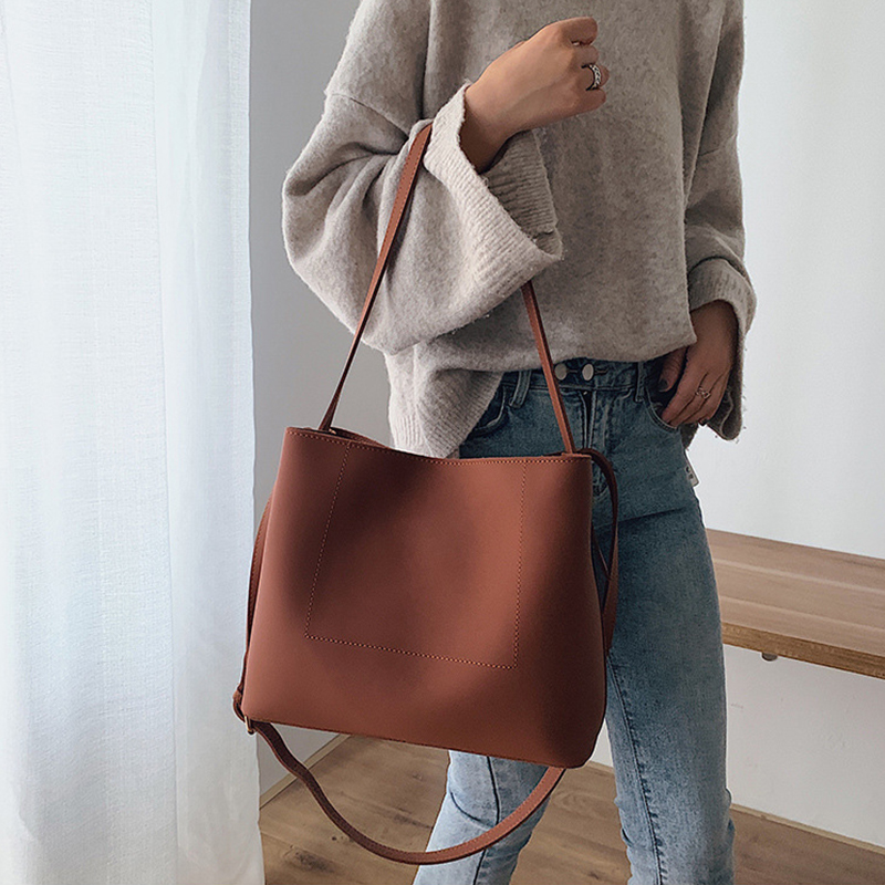 

Casual Large Capacity Totes Designer Handbags Luxury Matte Leather Female Shoulder Messenger Bag Big Buckets Bag Lady Purse 2019, Brown