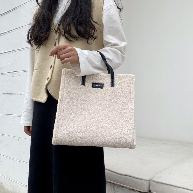 

Fashion Women Winter Big Tote Bag Faux Fur Lalambswool Shoulder Crossbody Bag Korean Simple Female Handbag Purse Party For Gift, Black