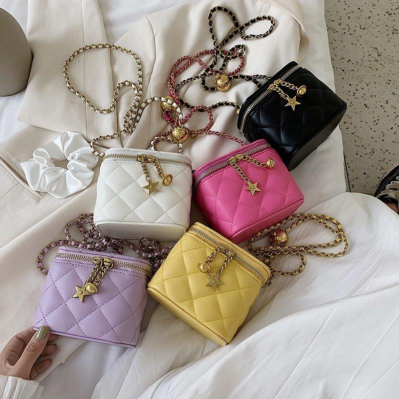 

Fashion Designer Women Shoulder Messenger Bag Lady Metal Chains Mini Handbag Female Rose Red Leather Party Crossbody Bucket Bags, Black