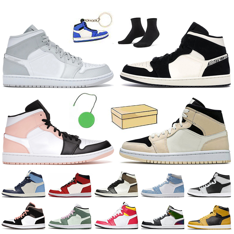 

With BOX 2021 Jumpman 1 Basketball Shoes 1s Grey Camo Mid Equality Crimson Tint Toe Barely Orange Womens Mens High OG Court Purple Pollen Trainers Sports Sneakers, B44 chicago 36-46