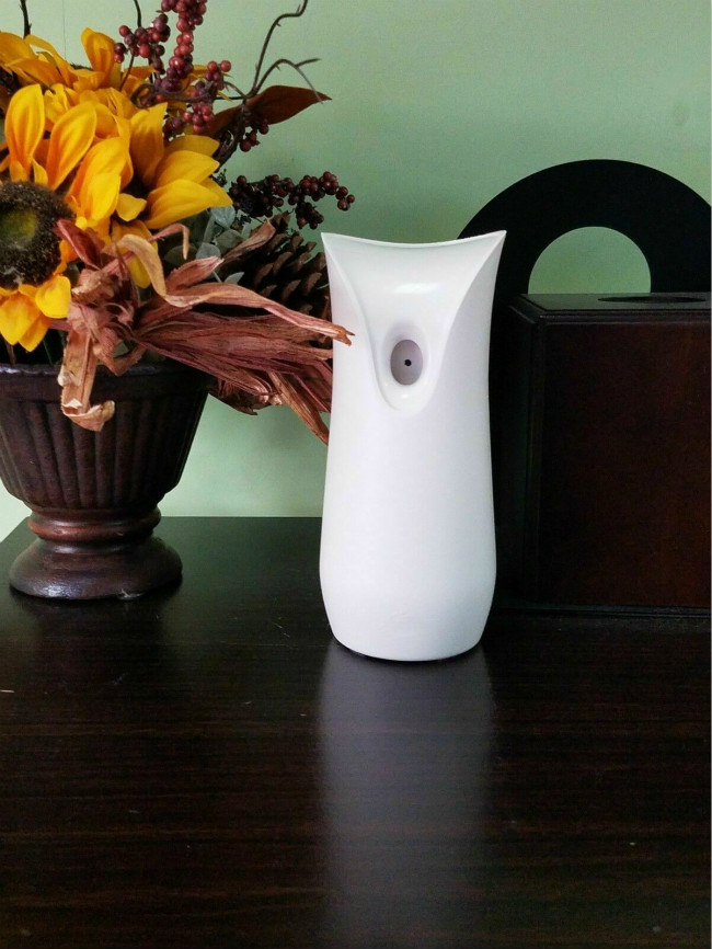 

2021 New HOT 1080p Full HD WiFi Security Nanny Camera Air Freshener Audio Recorder Butler Convenient Camera