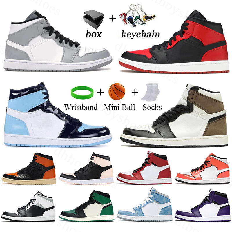 

Jumpman 1s Basketball Shoes Travis Scotts sneakers Obsidian Lakers UNC Mid Royal Black Metallic Grey Gold Pine Green Fearless Twist Men Women trainers