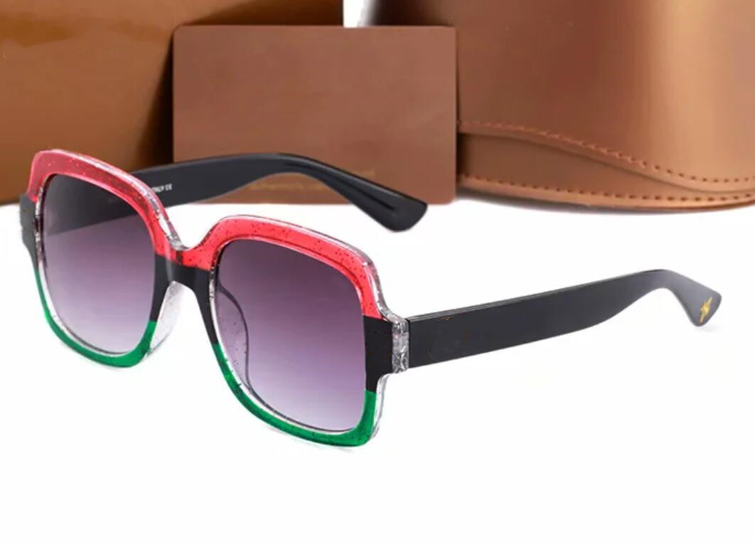 

Luxury Desinger Square Sunglasses with Stamp UV400 Full Frame Sunglasses for Women Men Fashion Accessories High Quality Z679