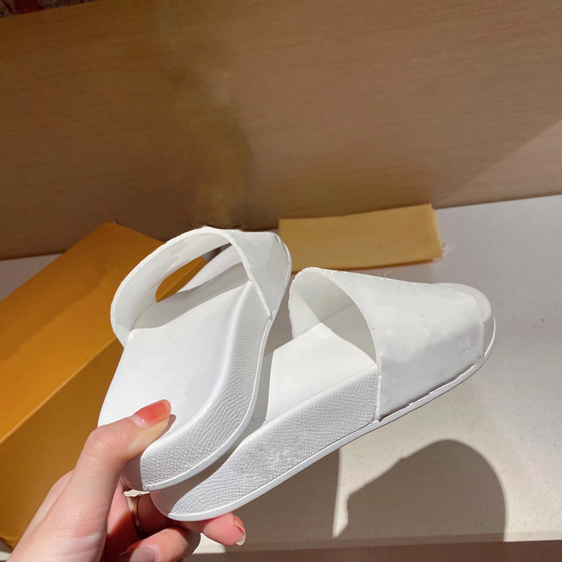 

2021 latest fashion womens mens slippers flat bottom design comfortable genuine rubber shoes outdoor beach, Black