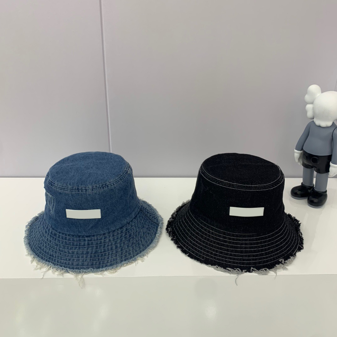 

Designers Bucket cap Luxurys Men and women leisure fashion designer Vintage Cowboy winter hat fisherman hats warm 2 colors, D white baseball cap