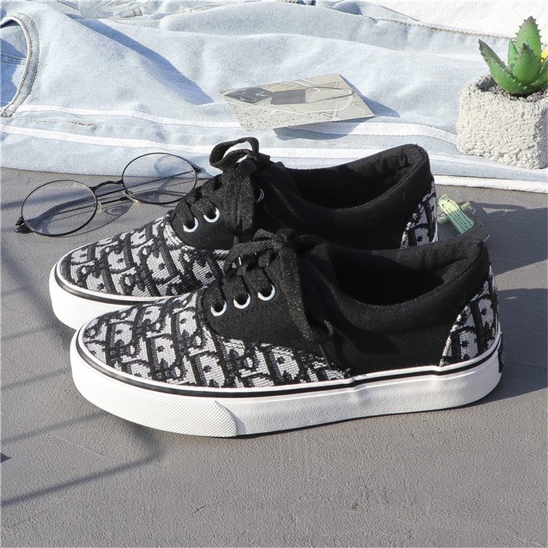 

Spring 2021 New Black Low-card Top Designer Shoes Female Students Gothic Lolita Tennis Rentals Up to Moccasin Apartments Srbw, Beige.