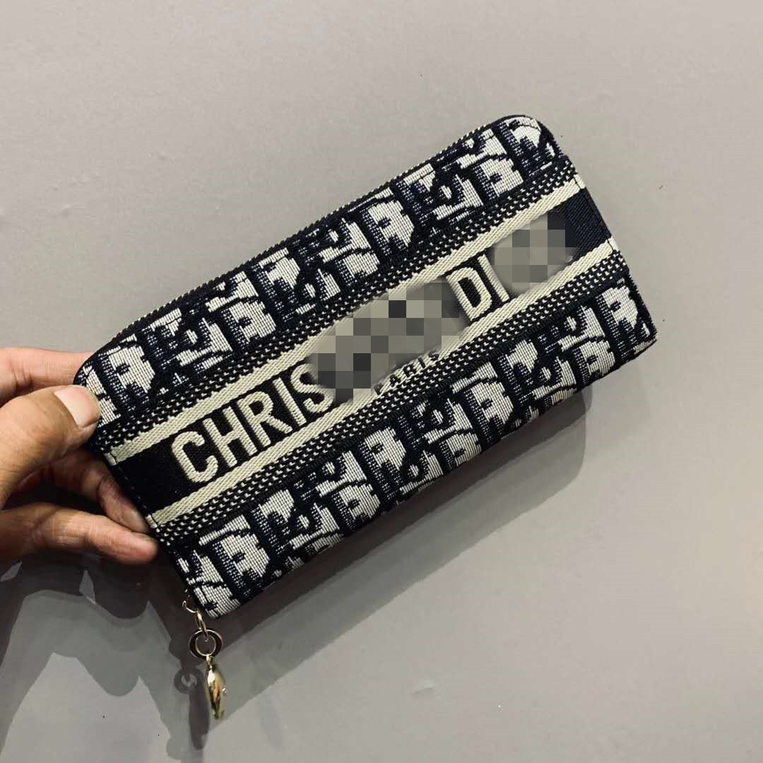 

D family new Long Wallet large capacity multi card lady's hand street fashion mobile phone dinner bag O6DH