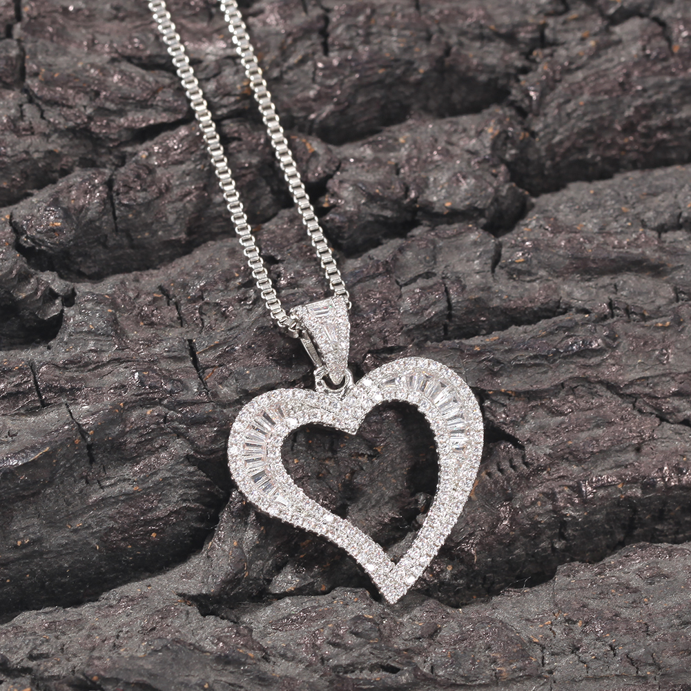 Hollow Mini Heart Pendant Iced Out Bling Charm With Box Chain Statement Necklace Men Women Hip Hop Chains For Jewelry Gift D260624