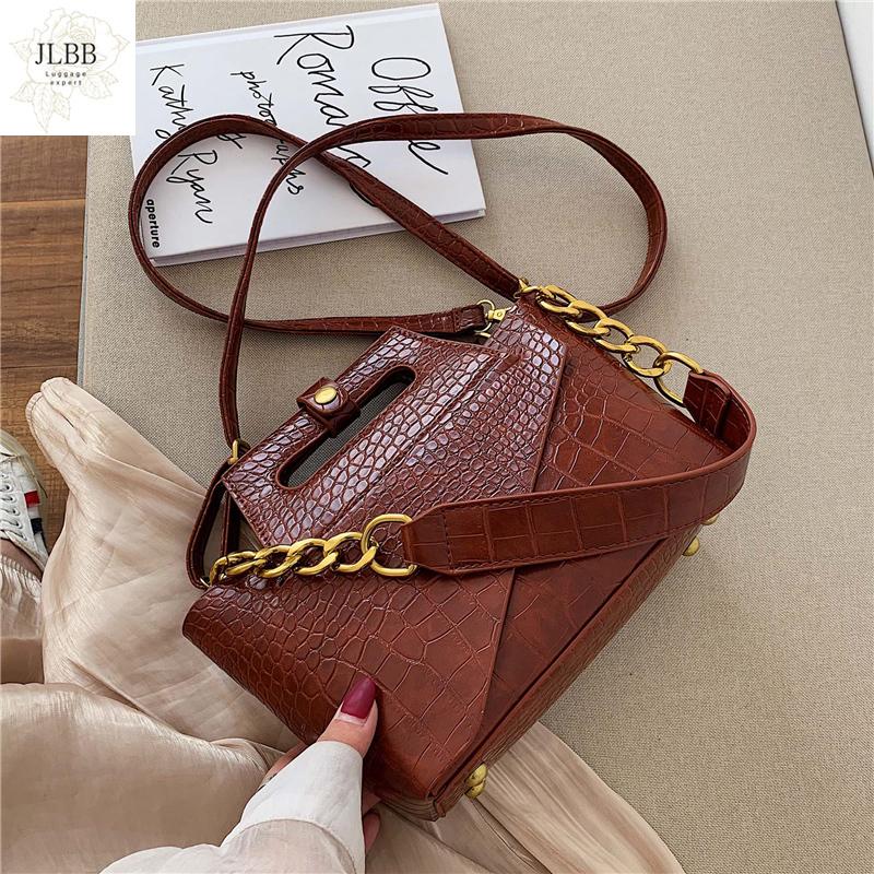 

Fashion Alligator Women Shoulder Bags Designer Handbags Luxury Pu Leather Chains Female Crossbody Bag Small Flap Lady Purse 2021, Beige