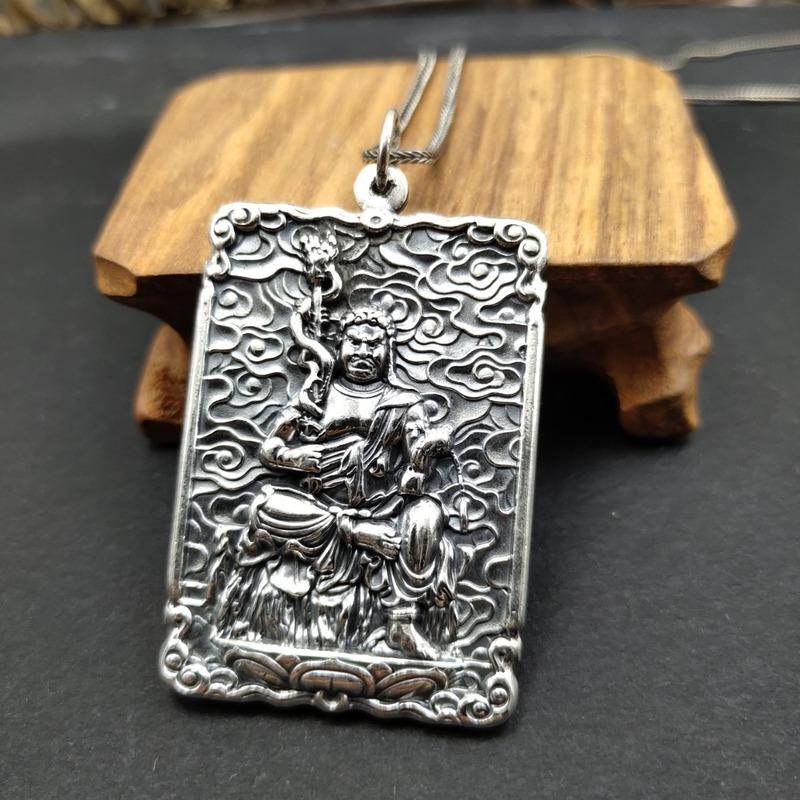 

Pendant Necklaces Sterling Silver Vintage Embossed Eight Patron Saints, Chicken And Zodiac