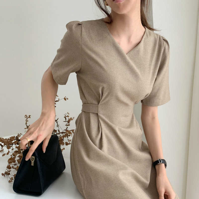

Women Summer Vintage Small Plaid Bodycon Bandage Long Dress Sexy V Neck Sashes Split Midi Sundress Slim Waist Y0603, Beige