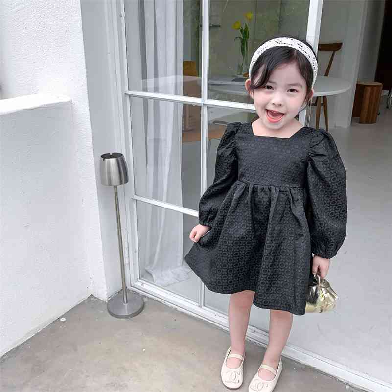 

Autumn girls fashion Jacquard party dress kids long sleeve square collar black princess dresses 210708