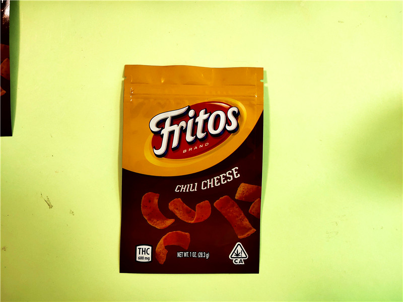 

2021y Newest 5 design 1OZ 28g Stand Up bags cheetos food Doritos chips mylar bags smell proof snack cheetos puffs cookies zipper bags
